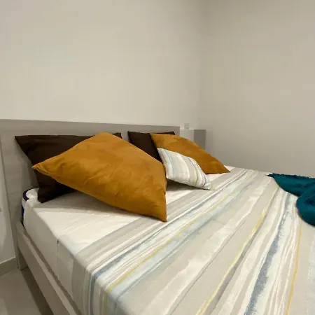 Cattleya Holidays Apartment *