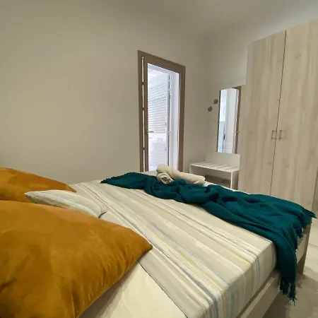 Apartment Cattleya Holidays *